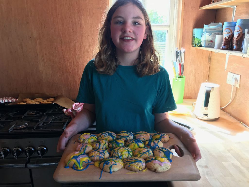 Katrina with a tray of her Jackson Pollock cookies.